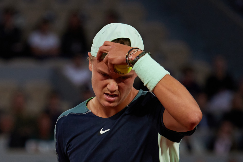 NBA状元西蒙斯或将提前退役？曾被寄予厚望却未能成为下一个詹姆斯