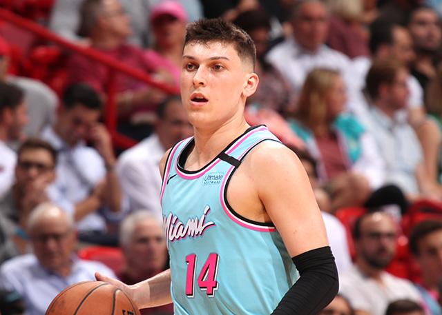 一喜一忧！最贵三叉戟+转会失败，利物浦卫冕真稳了？后防隐患成唯一悬念